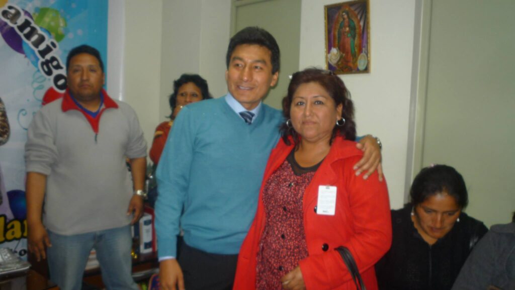 ATE: MUNICIPALIDAD CONTRATÓ TRABAJADORA QUE FALSIFICÓ DOCUMENTACIÓN PARA BENEFICIARSE CON PUESTO DE TRABAJO 22 Edde Cuellar Alegría y Soledad Núñez